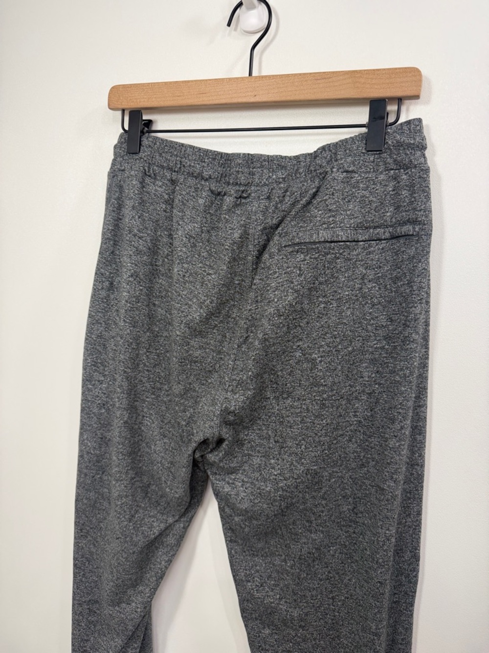 Vuori Men’s Ponto Performance Gray pants size large - Picture 7 of 9